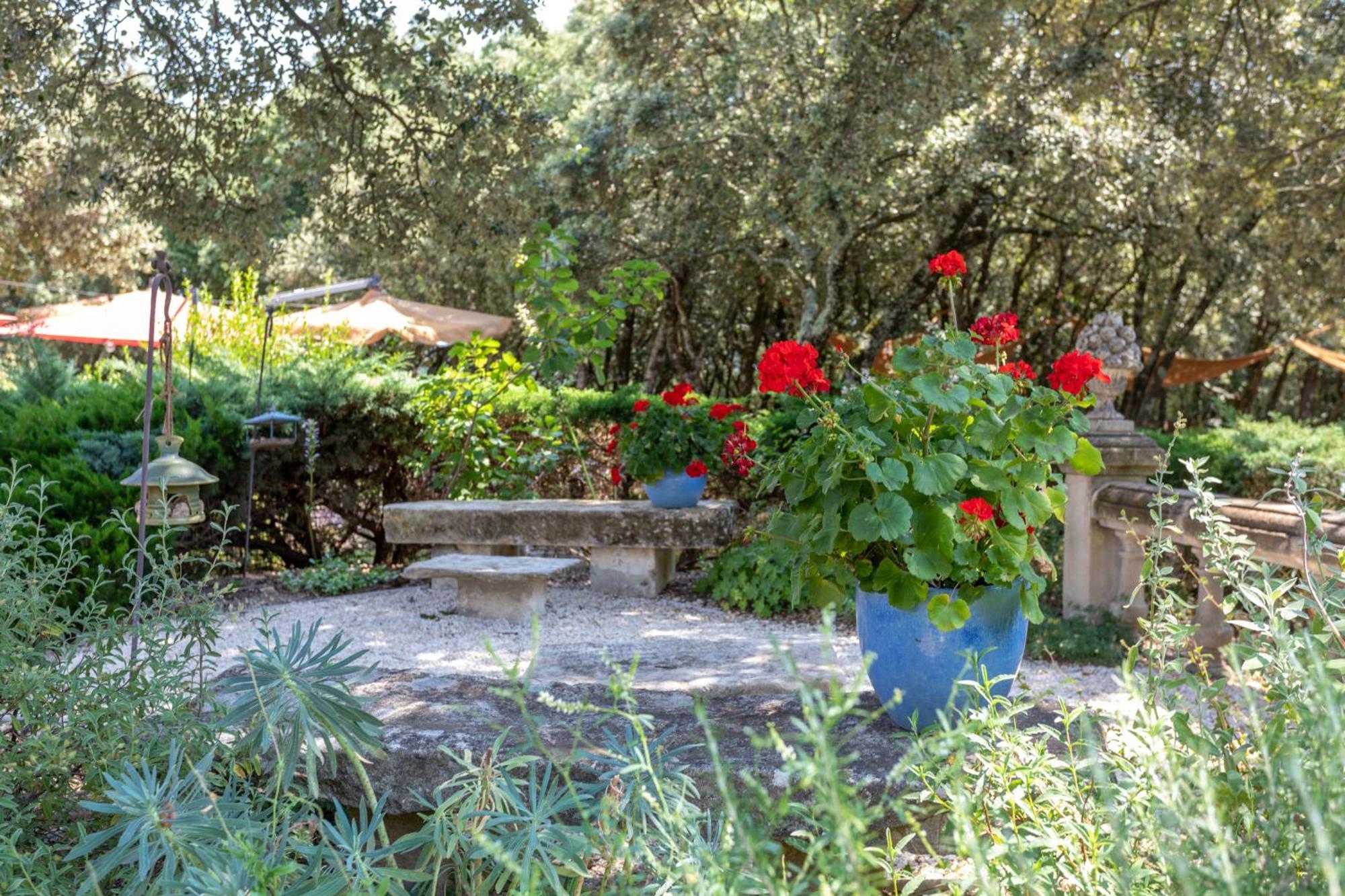 Logis La Bastide De Grignan Hotel & Restaurant "La Chenaie" Екстер'єр фото
